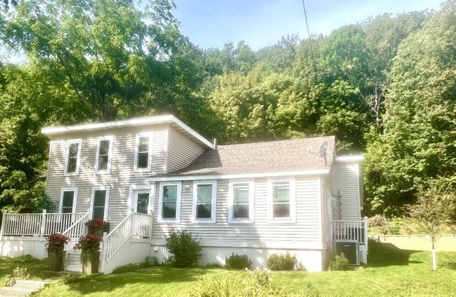 Chic Boho-Luxe Getaway Near the St. Croix River - Near Trollhaugen & Wild Mt.