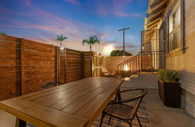 Chic Oasis: Contemporary Studio in National City