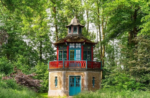 Chinese pavilion at the château