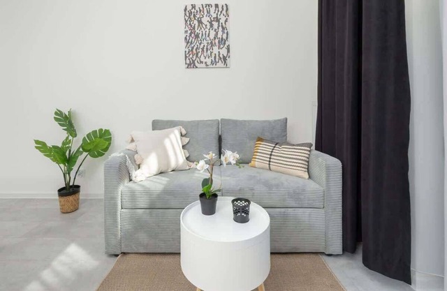 Chmielewskiego 24 | Contemporary Studio | WiFi