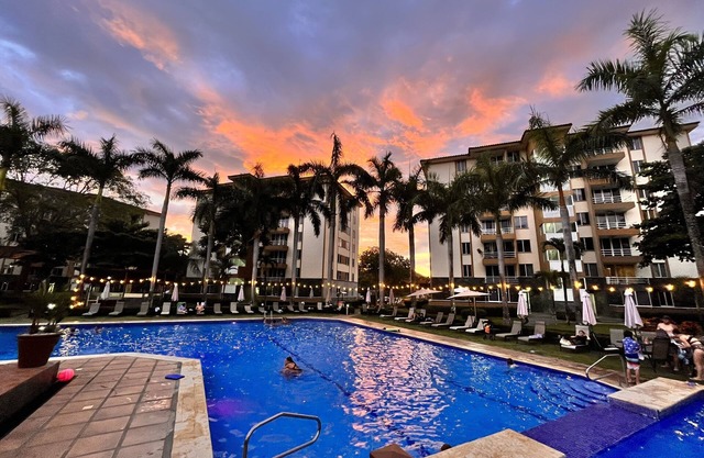 Christmas at the a beach cozy cove. Amazing three bedroom family condo.