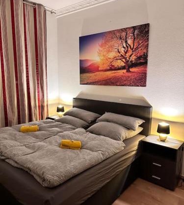 City Altstadt Appartement in unmittelbarer Nähe zu Saale und Marktplatz mit privatem Parkplatz