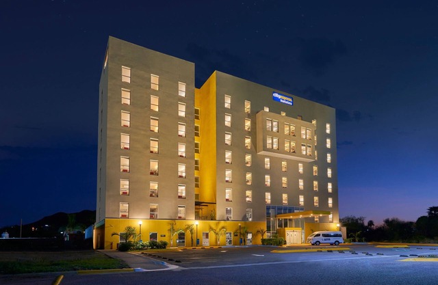 City Express by Marriott Guaymas