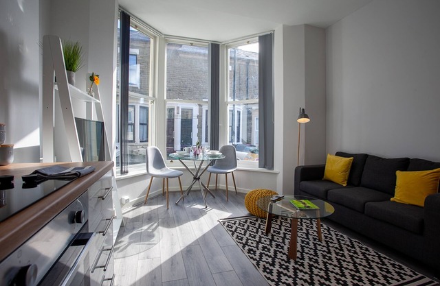 City Haven Preston-Cosy Sunnyside nr train station