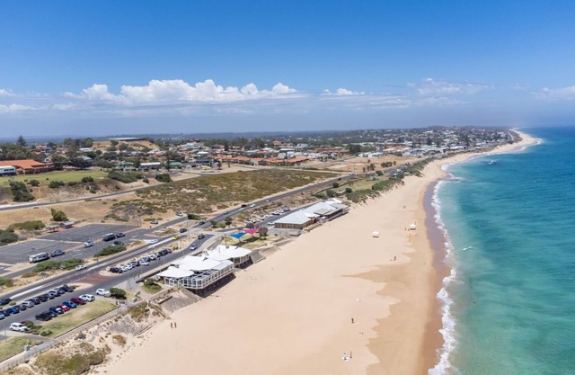 City Townhouse- Bunbury