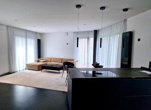 CityNest Luxe Heaven KBK