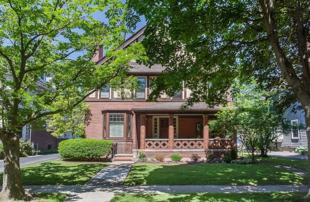 Classic 1910 Tudor Apartment