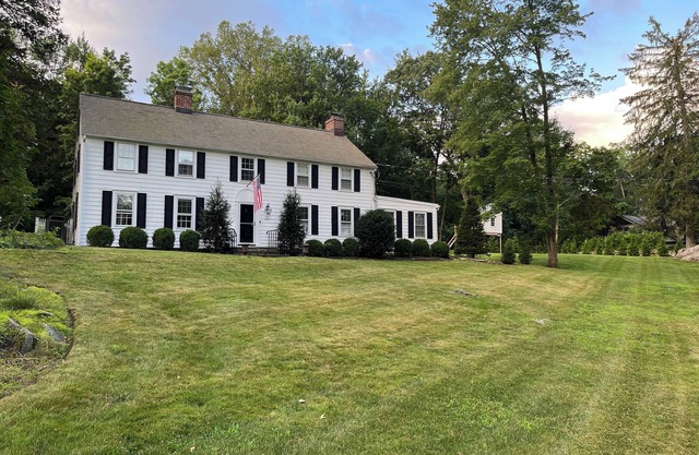 Classic Darien Center Hall Colonial, steps from Five Mile River/Rowayton