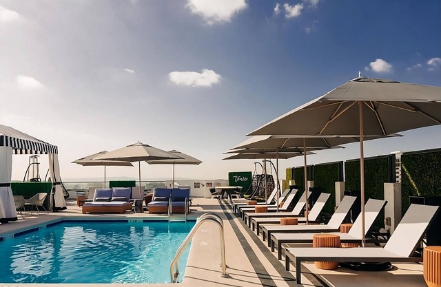 Classic Reunion at the Rooftop Poolside Bar, 4 Classy Units w/Balcony!