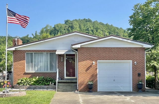 Clean, spacious 3 bdrm, 1.5 bath home in a safe location