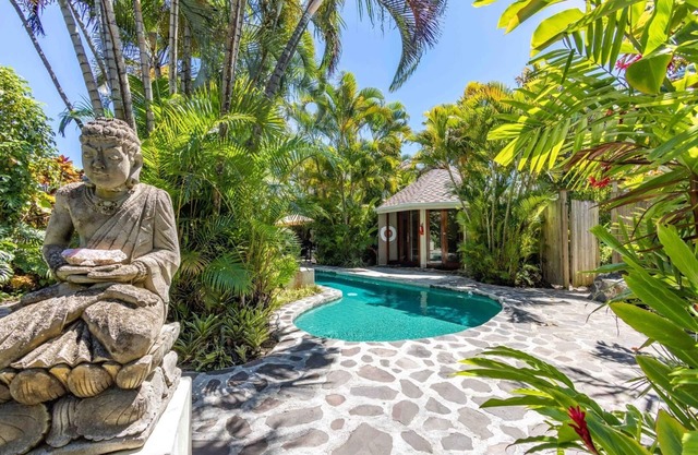 Cliff House - Stunning Private Home with Ocean View and Pool and Spa