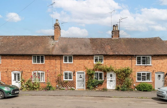 Clifford Chambers - Cosy 2BD Home, Perfect For Family