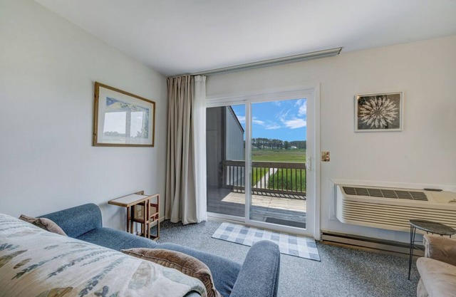 Close to Assateague National Seashore!