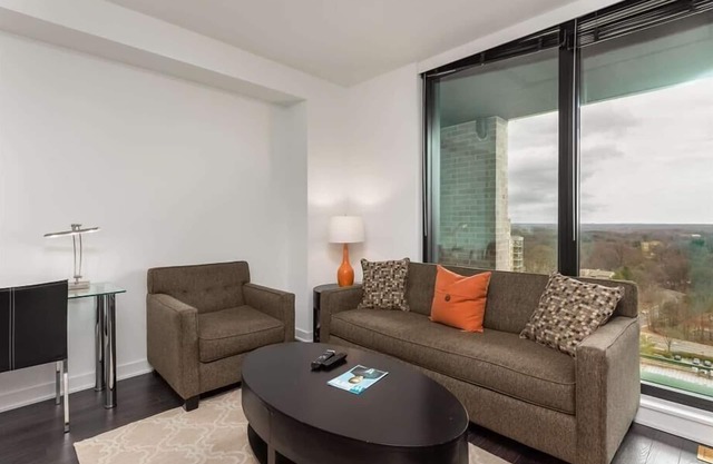 Close to Dulles Airport | Kitchen + Washer/D | nr DC