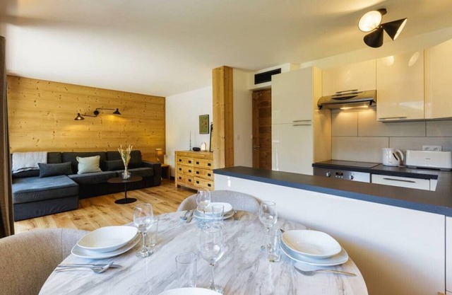 Closy · Modern 4pax Pied Piste Centre Balcon Parking