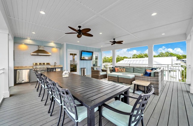 Cloud Nine Seacrest Beach - Walk to Rosemary & Alys! Outdoor living on 5 porches