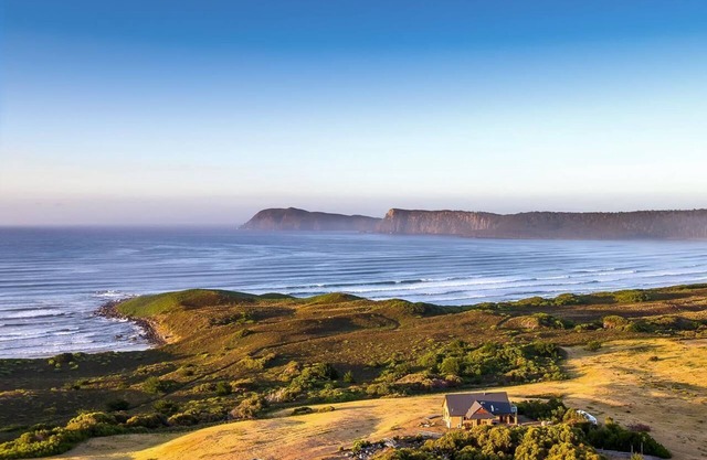 Cloudy Bay Villa - Cloudy Bay Villa offers visitors a unique experience on secluded south Bruny Island. This spectacular two-story house on a gentle rise over Whalebone Point offers some of the best views in Tasmania.