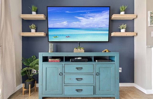 Coastal Beachfront Condo~Heated Pool~Turtles Nest, West