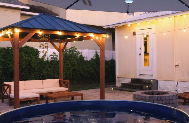 Coastal Bungalow ~ Firepit, Pool, Gazebo