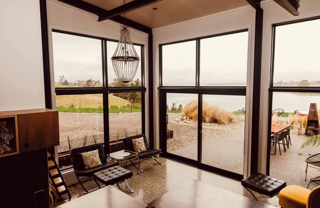 Coastal Calm | Luxe Stay with Views, Bath & Fire.