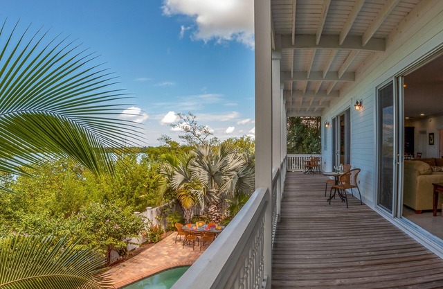 Coastal Comfort & 3/4 Time Compound