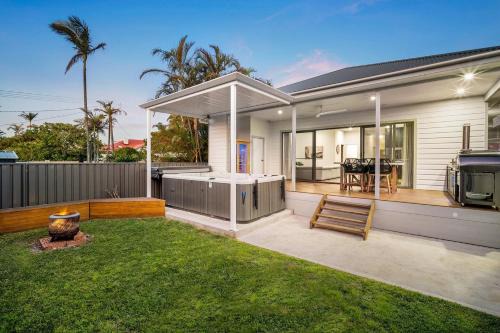 'Coastal Cove' Your Year-Round Spa & Sauna Retreat