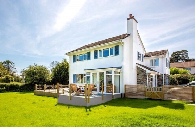 Coastal Luxury near Fowey - 5 mins to Beach & Golf
