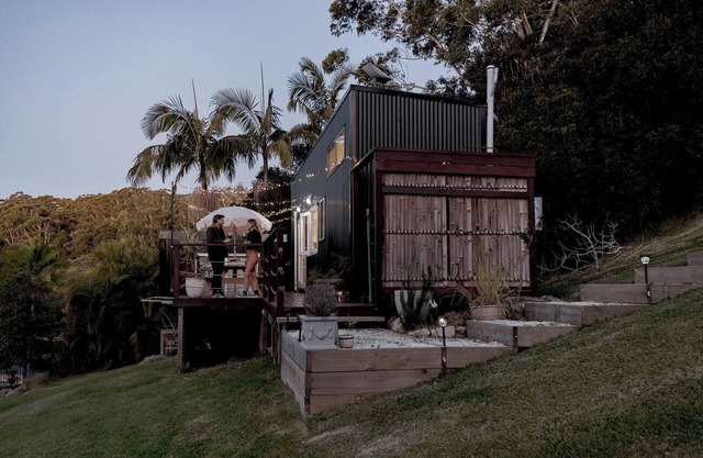 Coastie Valley Tinyhouse. A romantic, coastal, getaway...