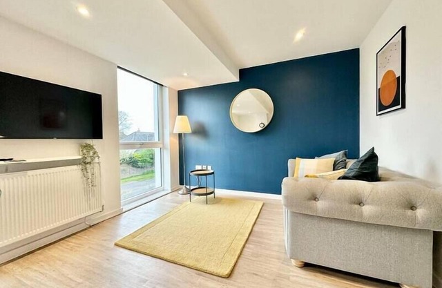 Coates House one bed, with SB - Nailsea