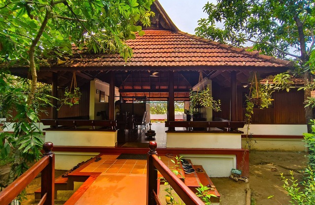 Coconut Lagoon - Cgh Earth