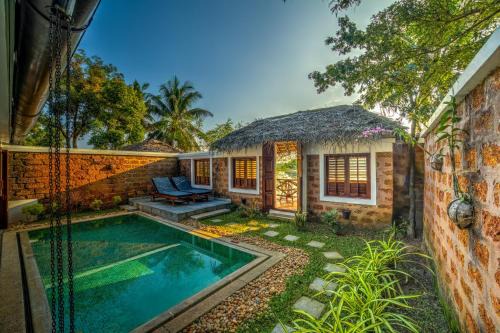 Coconut Lagoon Kumarakom - A CGH Earth Experience