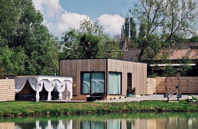 Coeur Nature Private estate with view, wood-fired sauna and Jacuzzi.