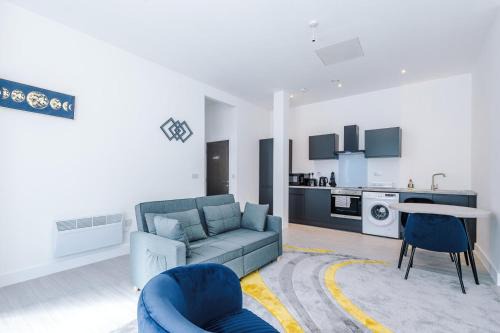 Cohost Partners Cozy Stay Heart of Warrington