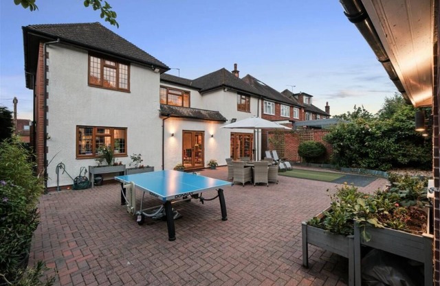 Cohost Partners Luxury Family Retreat Birmingham