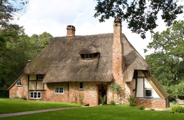 Coldharbour Farmhouse, Secluded Thatched Cottage Surrounded By Woodland