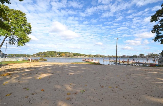 Coles Park @ Spring Lake/Grand Haven Labor Day wkend 8/29-9/1 for 6 or less 950