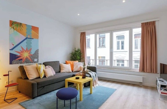 Color POP Apartment