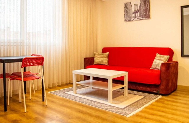 Colorful and Central Flat near Kulturpark Izmir