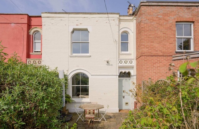 Colourful Victorian Home in Redland with Garden