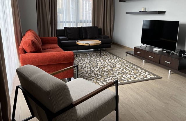 Come Live Go Apartments 40