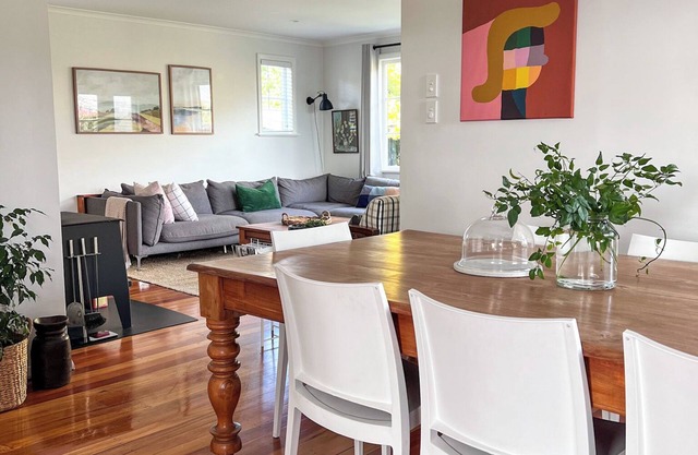 Come Stay at Blackbird House!