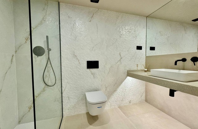 Comfortable and stylish apartment.2B