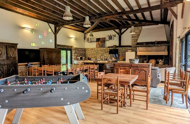 Comfortable cottage with pool, SPA, Wi-Fi and parking at 6 Rue du Pré de la Haie