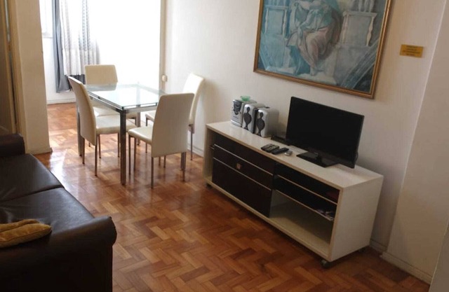 Comfort and good location in Posto 6