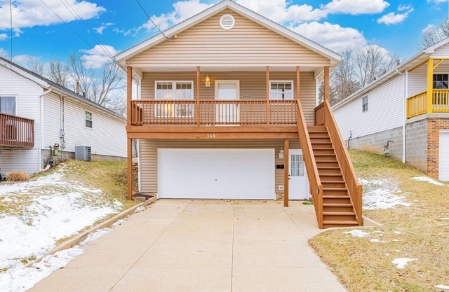 Comfort Awaits at Cozy Get Away - Dog Friendly - 3BD/2BA + Living Spaces