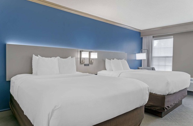 Comfort Inn Plainwell