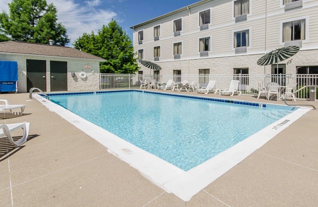 Comfort Inn & Suites