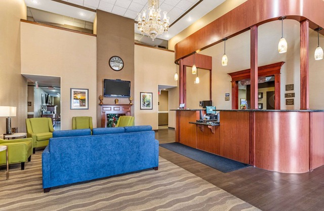 Comfort Suites South Point - Huntington