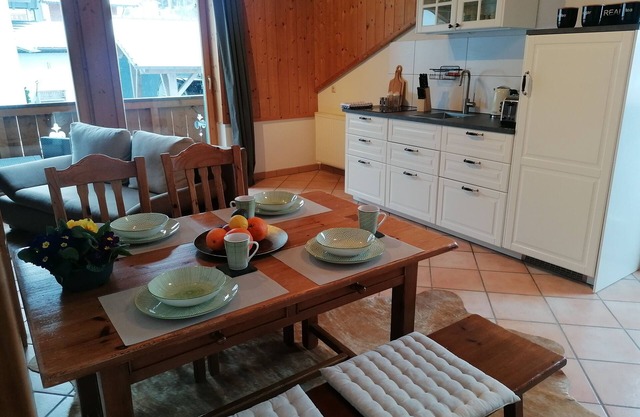 Comfortable 2 room apartment only 200 meters from the valley station.