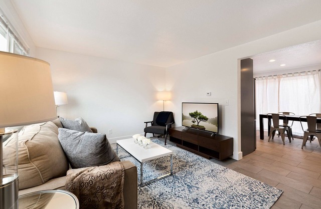 Comfortable Abode Near Historic Downtown